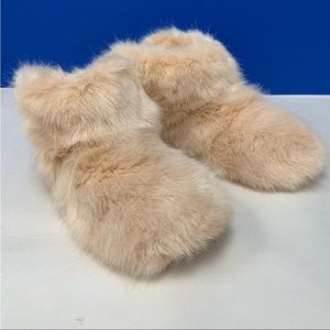 UGG Slippers Size 8 EUC